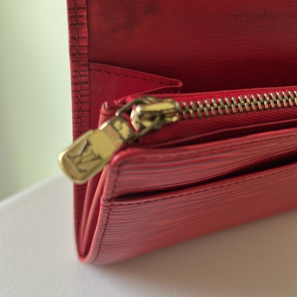 Louis Vuitton Red Epi Continental Wallet - Picture 11 of 13